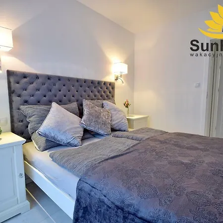 Sunflowers Apartament Leo Grey W Kolobrzegu Апартаменты Колобжег